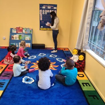 Montessori Circle Time Photo003